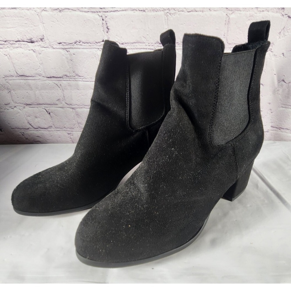 NEW! Black Faux Suede Ankle Boots Trendy & Stylish! Casual Wear Jeans, Skirts